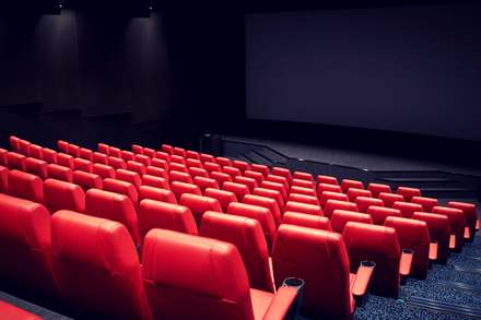 Fauteuils rouges de cinéma
